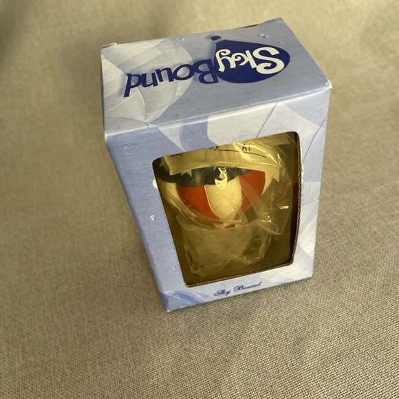 Sky Bound  Hot Air Balloon Ornaments - Picture 10 of 11